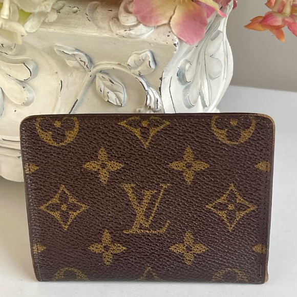 Authentic LOUIS VUITTON Monogram Cardholder/ Wallet - Picture 12 of 12